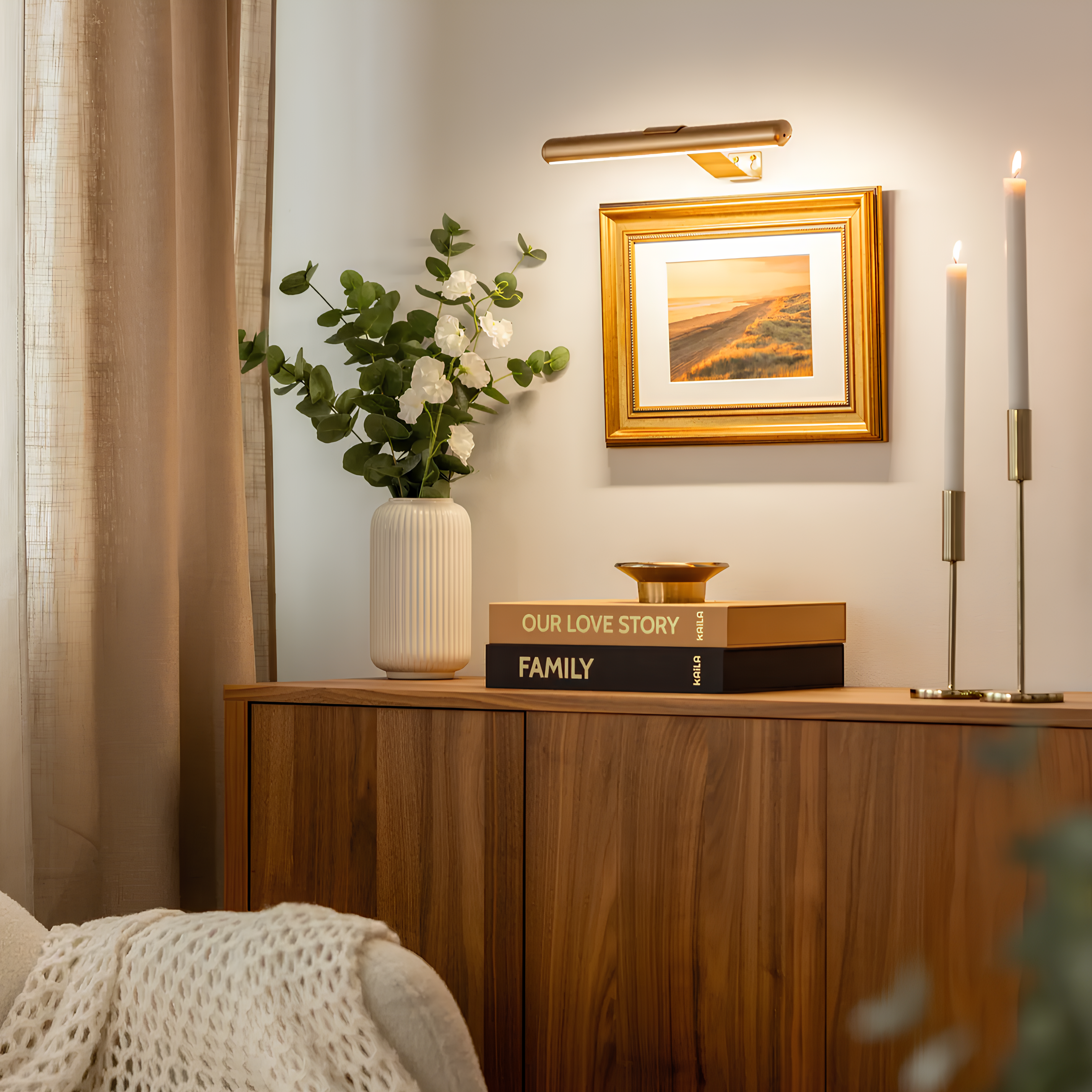 Cordless LED Wall Art Light with Remote Control, 120° Rotation, Dimmable