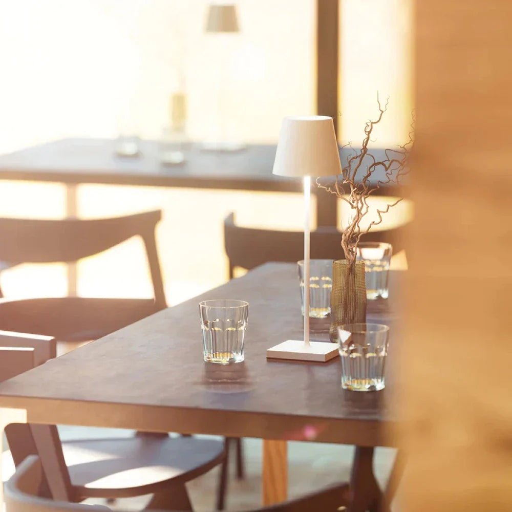 Dimmable Touch Control Table Lamp 5200mAh Battery LED 38cm