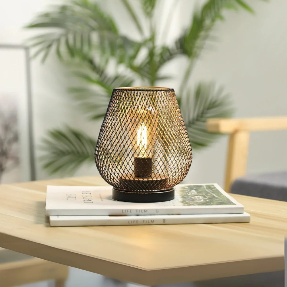 Sculptural Night Light with Warm Golden Glow – Modern Decorative Accent Lamp for Calming Atmosphere and Versatile Placement 3